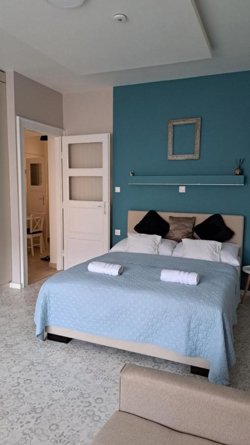 Eper Apartman Szeged Exteriör bild